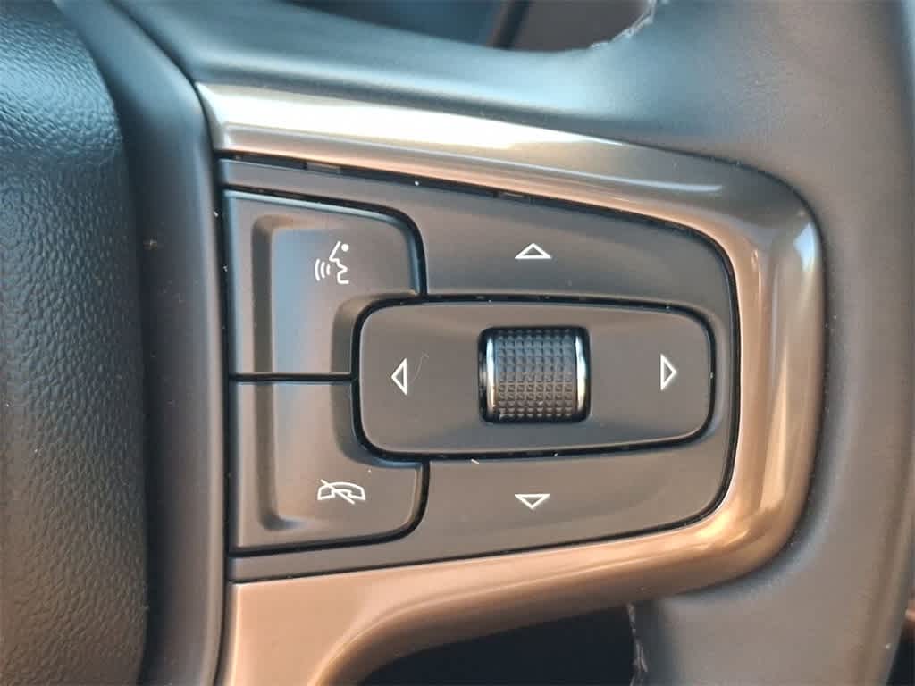 Thumbnail: 2024 Chevrolet Tahoe - 24