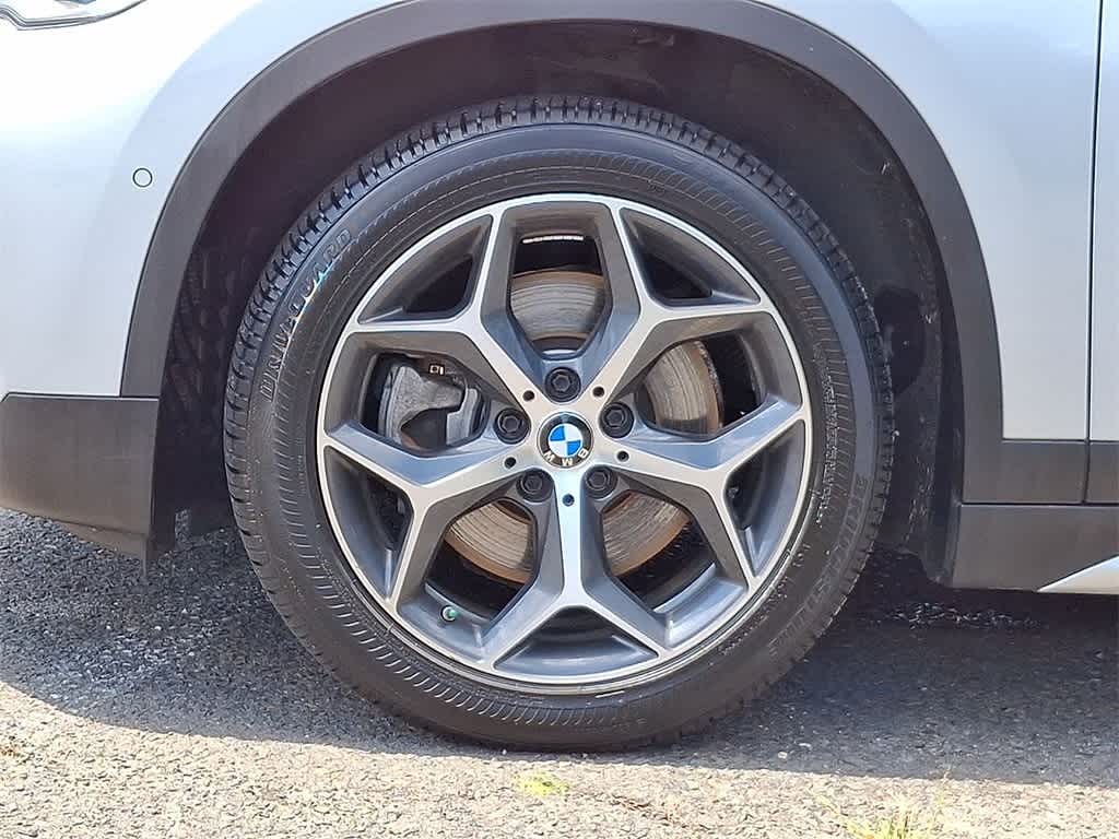 Thumbnail: 2016 BMW X1 - 23