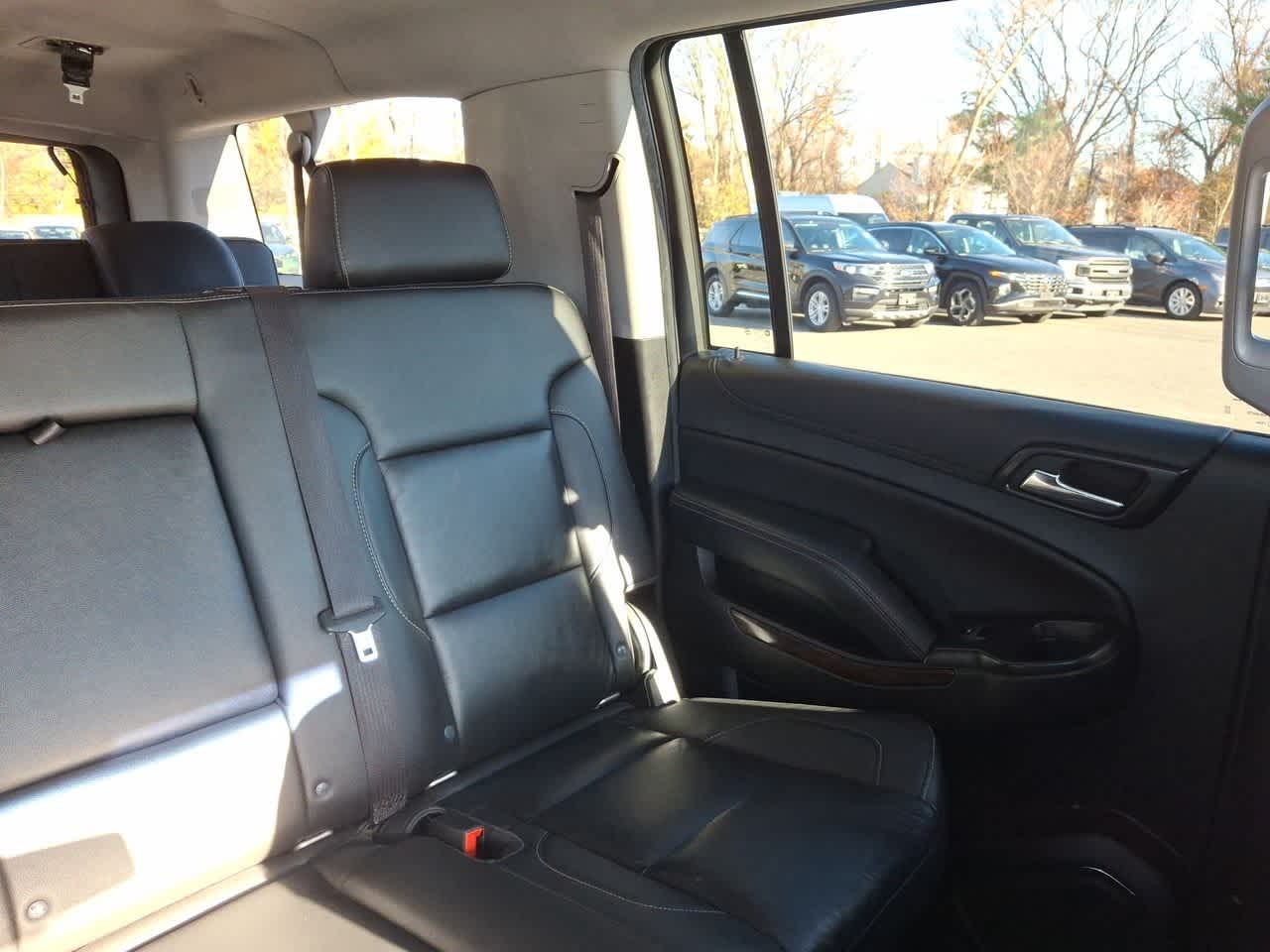 Thumbnail: 2020 Chevrolet Suburban - 14