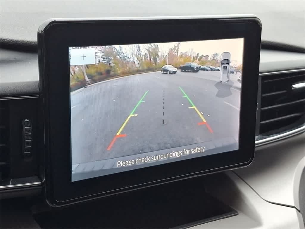 Thumbnail: 2020 Ford Explorer - 21