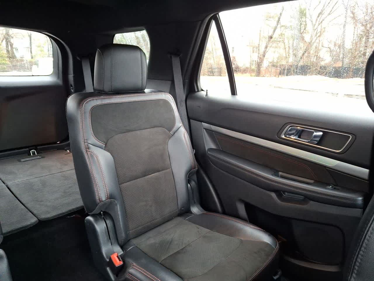 Thumbnail: 2018 Ford Explorer - 14