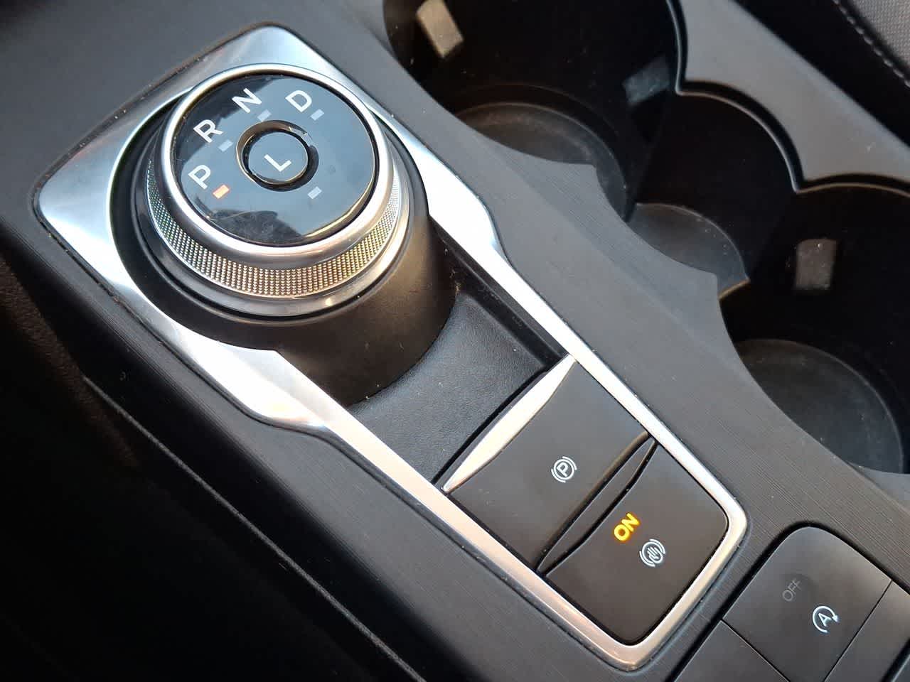 Thumbnail: 2022 Ford Escape - 18