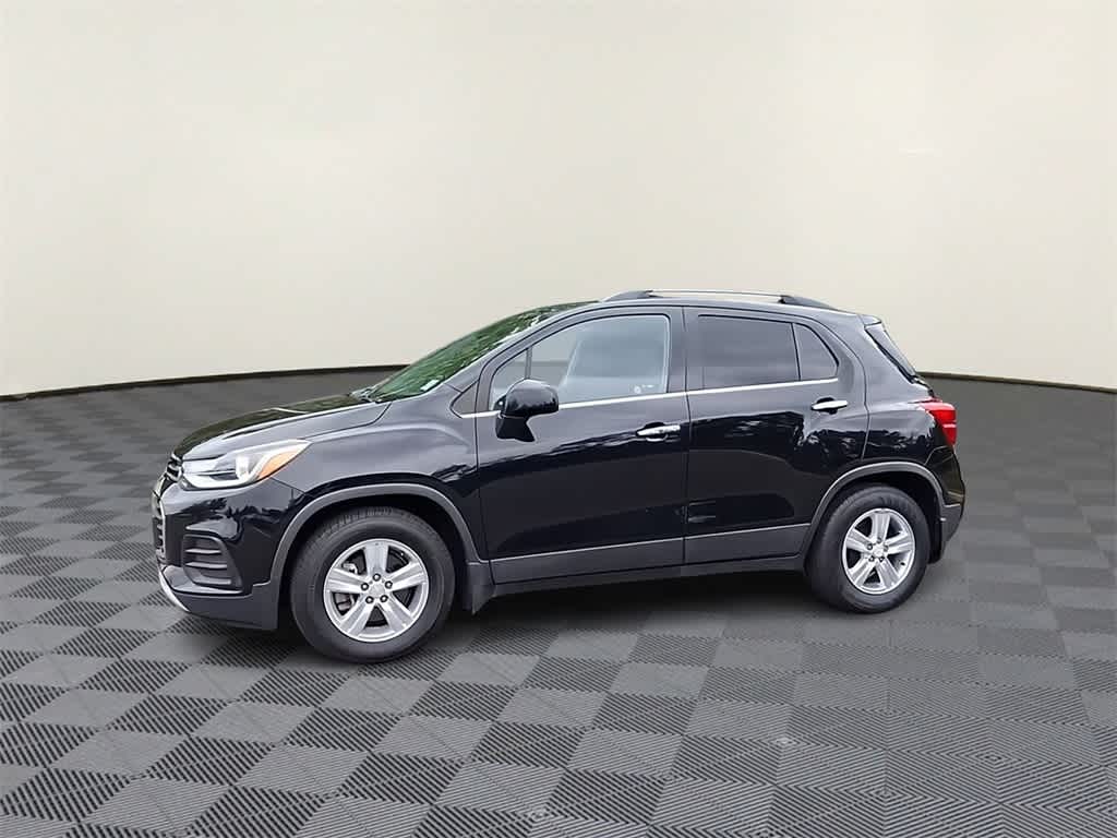Thumbnail: 2018 Chevrolet Trax - 4