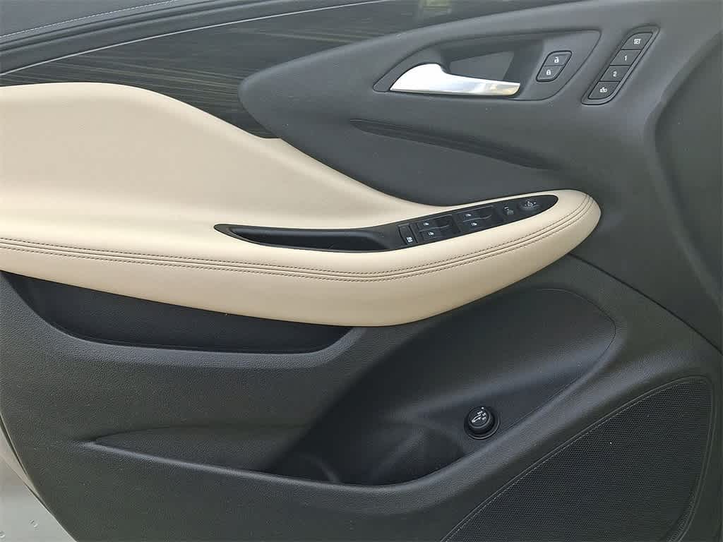 Thumbnail: 2019 Buick Envision - 16
