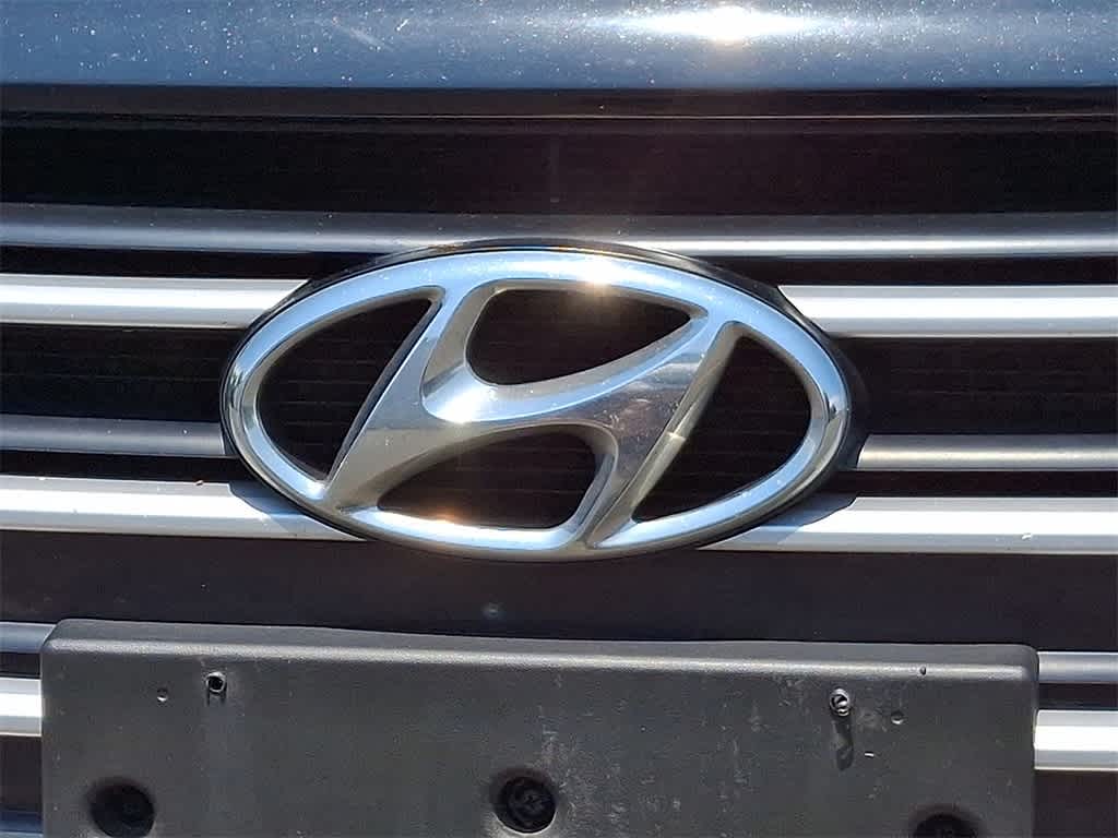 Thumbnail: 2017 Hyundai Elantra - 22