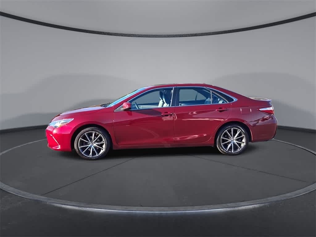 Thumbnail: 2015 Toyota Camry - 5