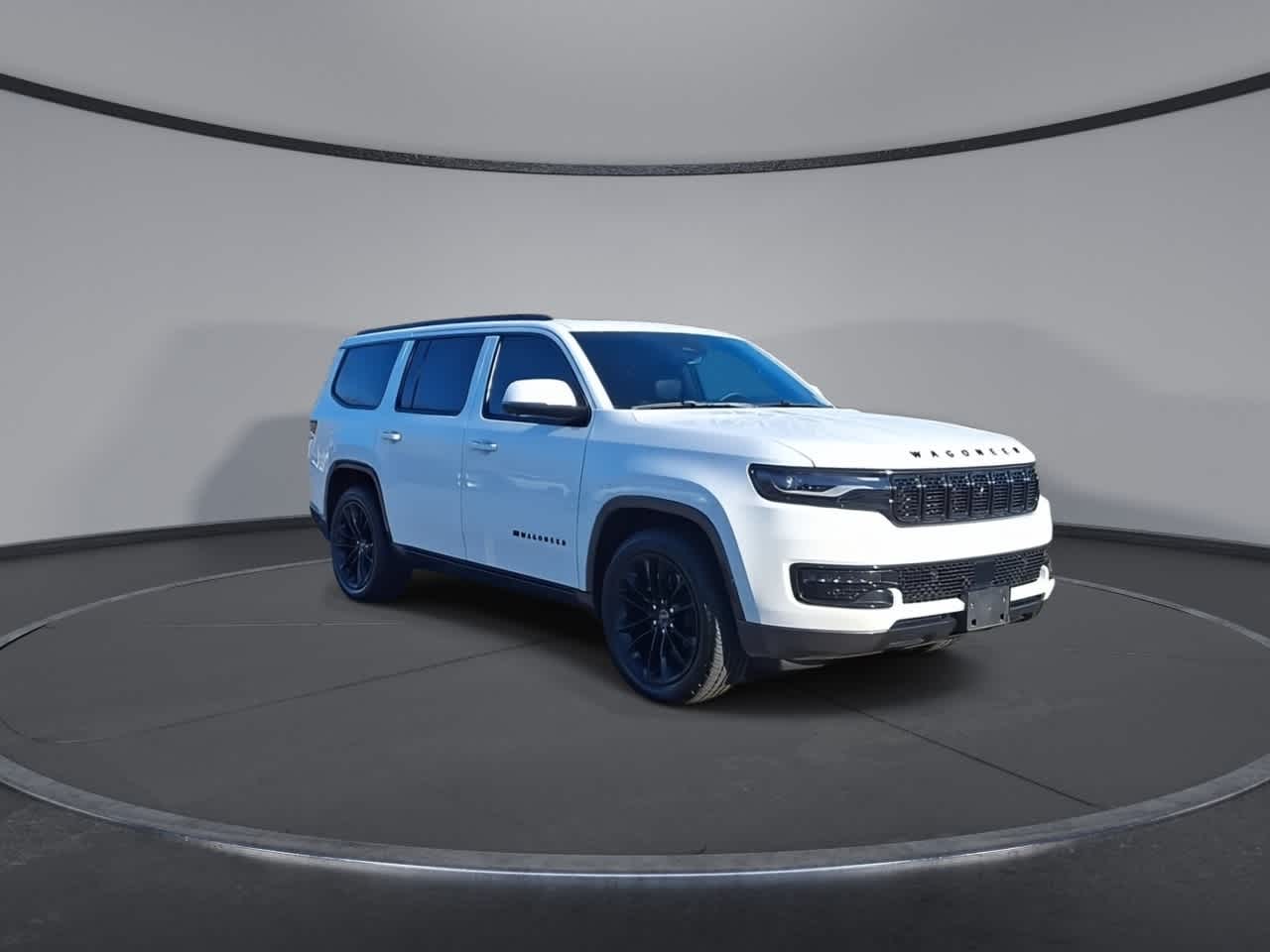 Thumbnail: 2022 Jeep Wagoneer - 2