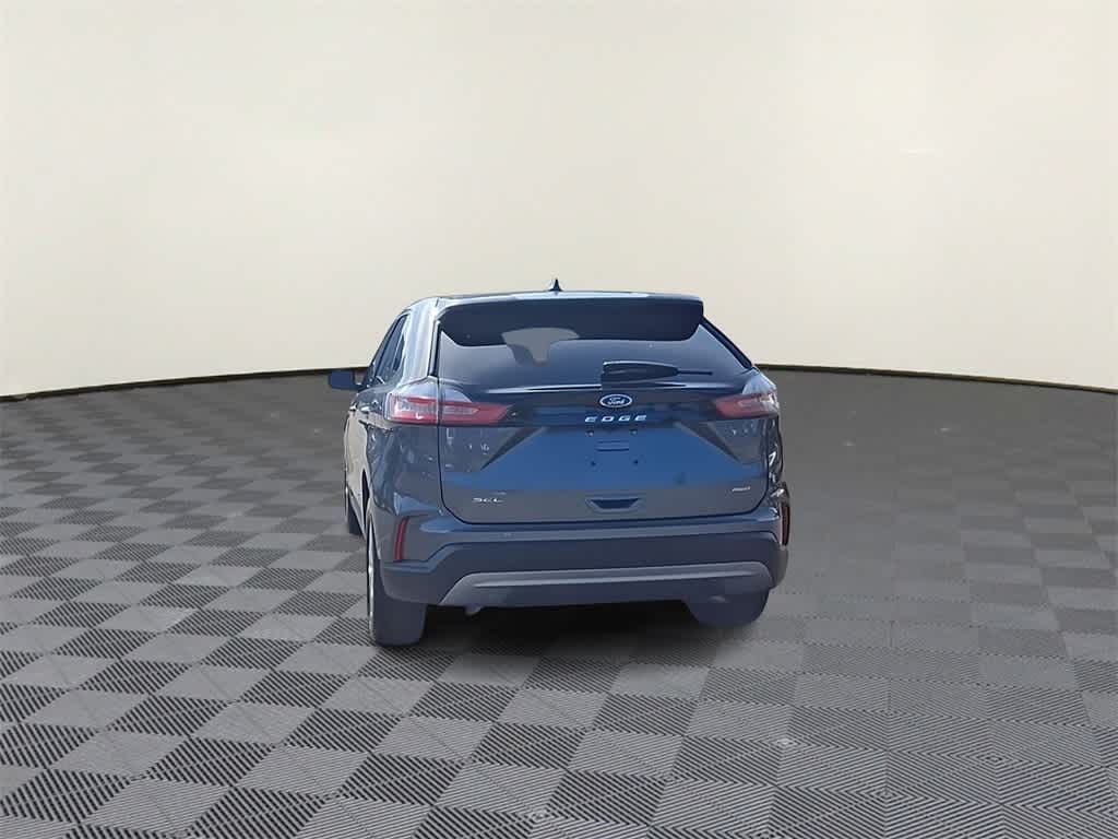 Thumbnail: 2022 Ford Edge - 7