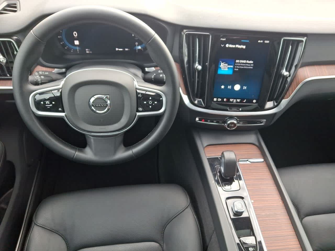 Thumbnail: 2025 Volvo S60 - 27