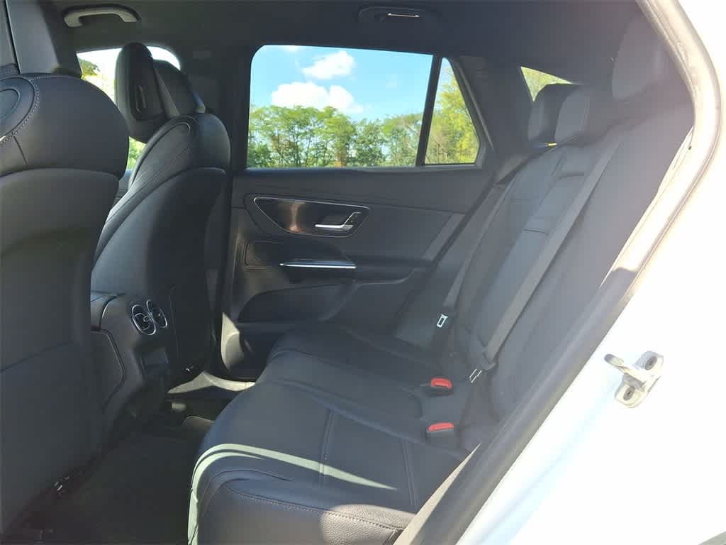 Thumbnail: 2024 Mercedes-Benz GLC - 26