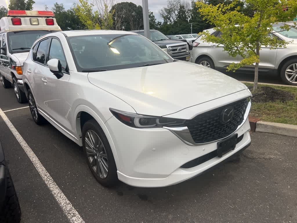 Thumbnail: 2023 Mazda CX-5 - 3
