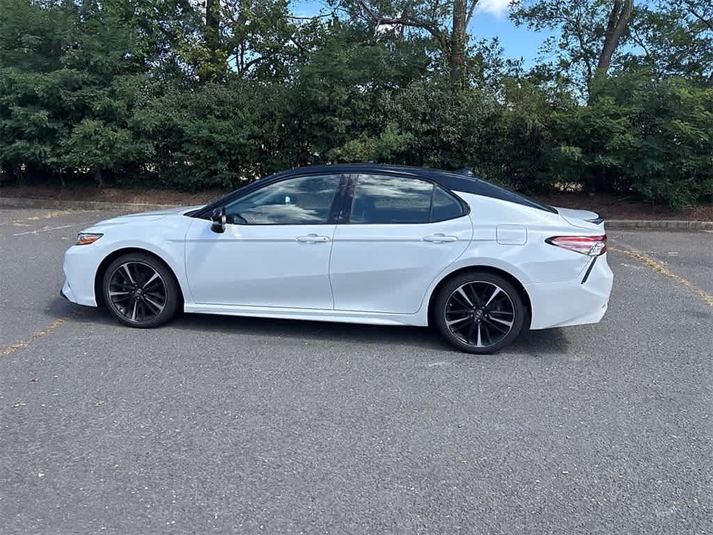 Thumbnail: 2019 Toyota Camry - 23