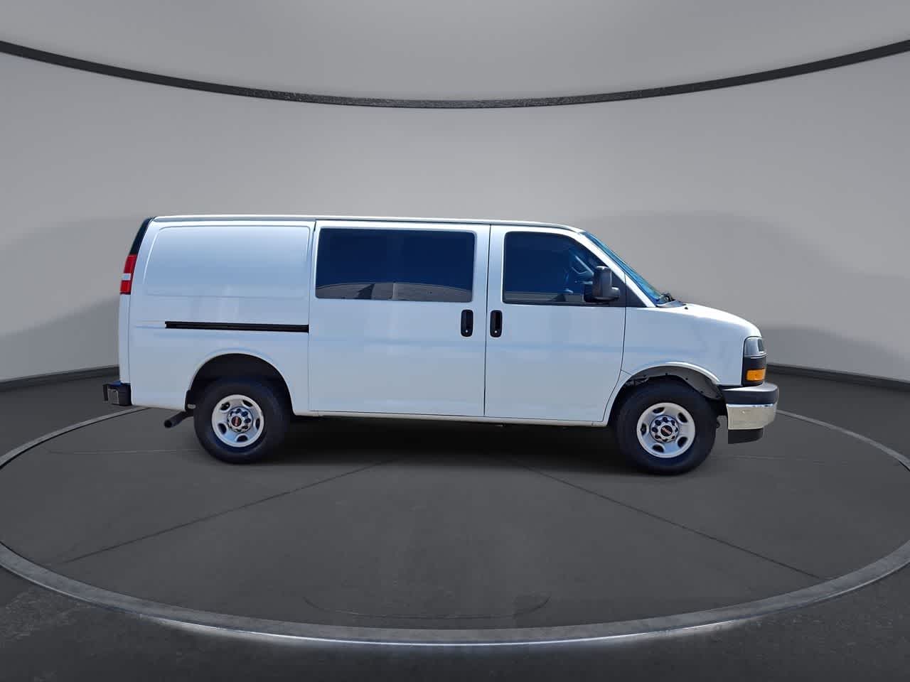 Thumbnail: 2019 GMC Savana - 9