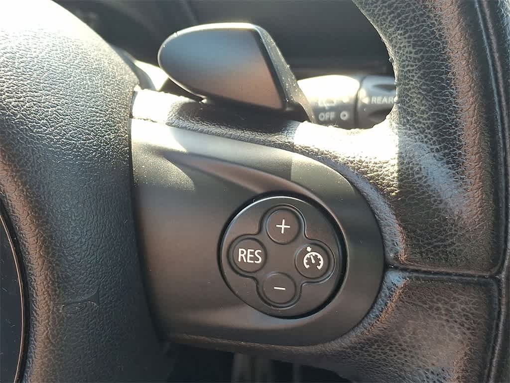 Thumbnail: 2016 MINI Cooper Countryman - 24