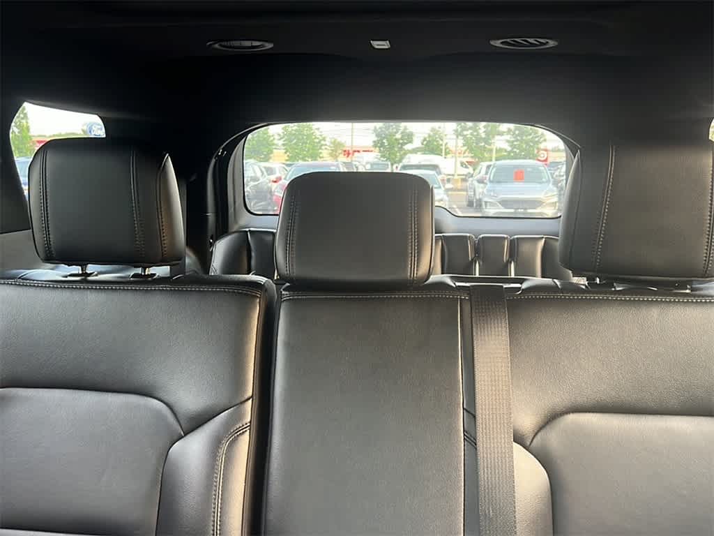 2018 Ford Explorer XLT 24