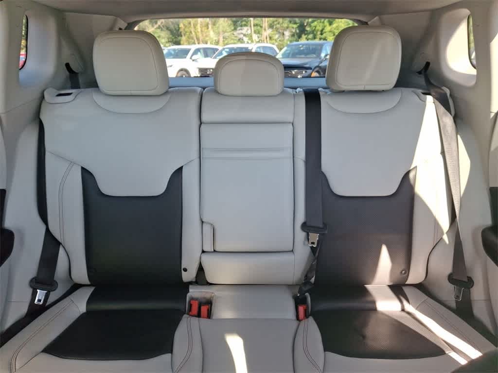 Thumbnail: 2018 Jeep Compass - 13