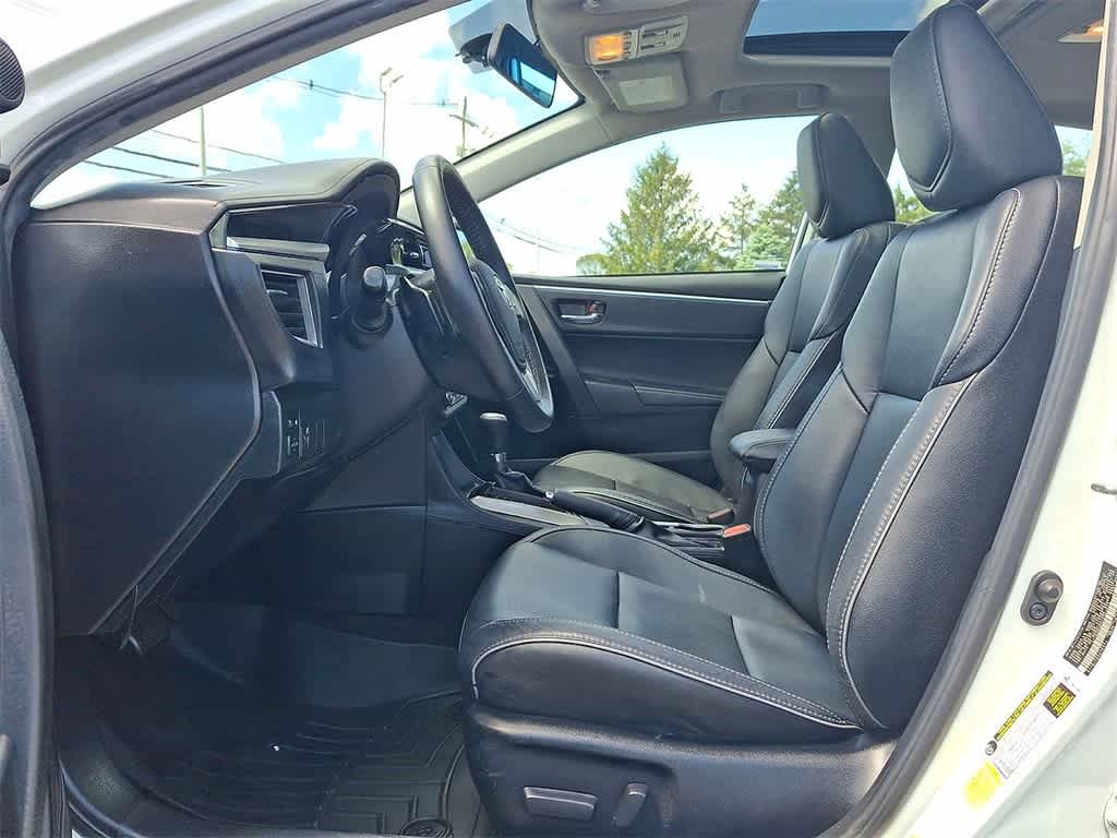 Thumbnail: 2015 Toyota Corolla - 17
