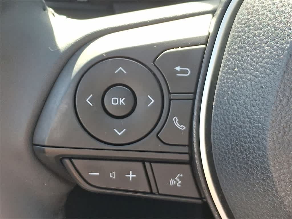 Thumbnail: 2019 Toyota RAV4 - 23