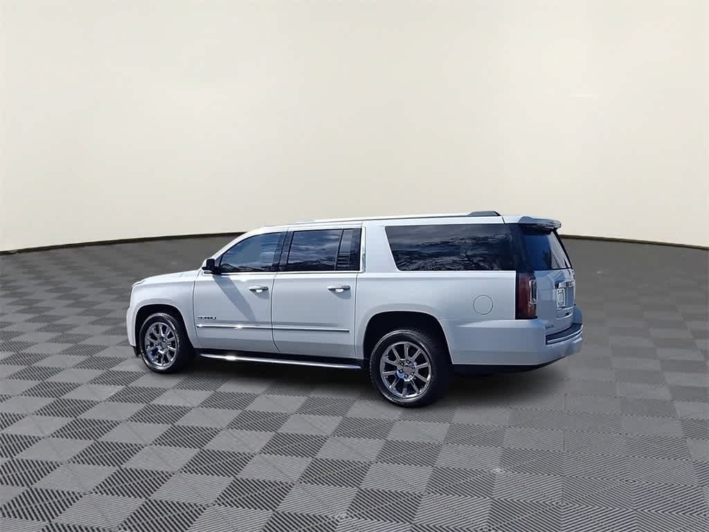 Thumbnail: 2017 GMC Yukon XL - 6