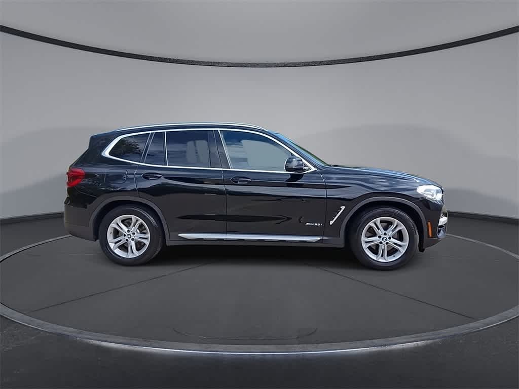 Thumbnail: 2018 BMW X3 - 9