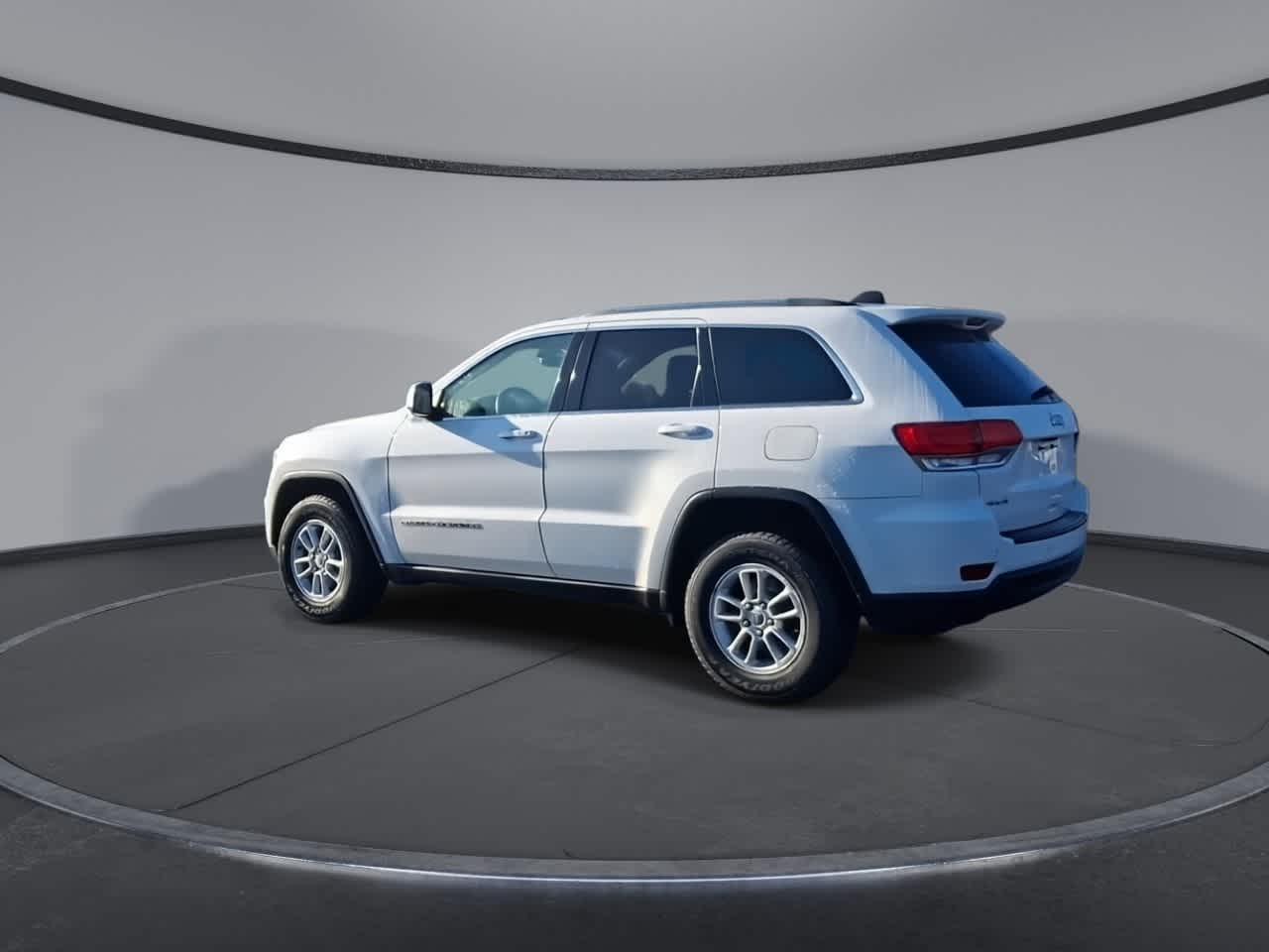 Thumbnail: 2019 Jeep Grand Cherokee - 6