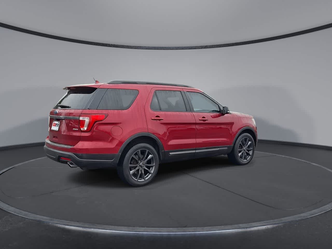 Thumbnail: 2018 Ford Explorer - 8