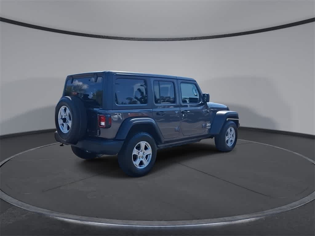 Thumbnail: 2019 Jeep Wrangler - 8