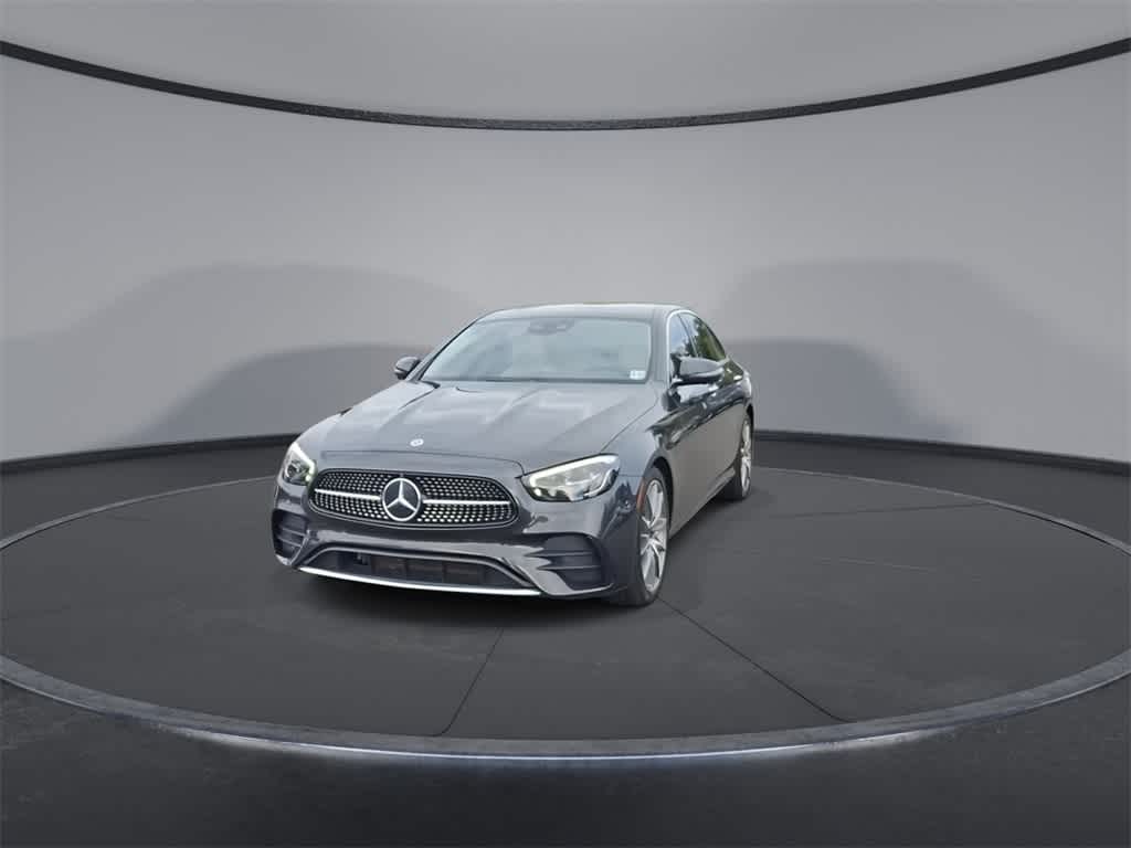 Thumbnail: 2022 Mercedes-Benz E-Class - 3