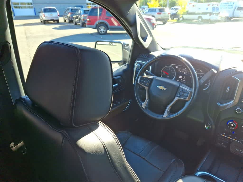 Thumbnail: 2021 Chevrolet Silverado 1500 - 15