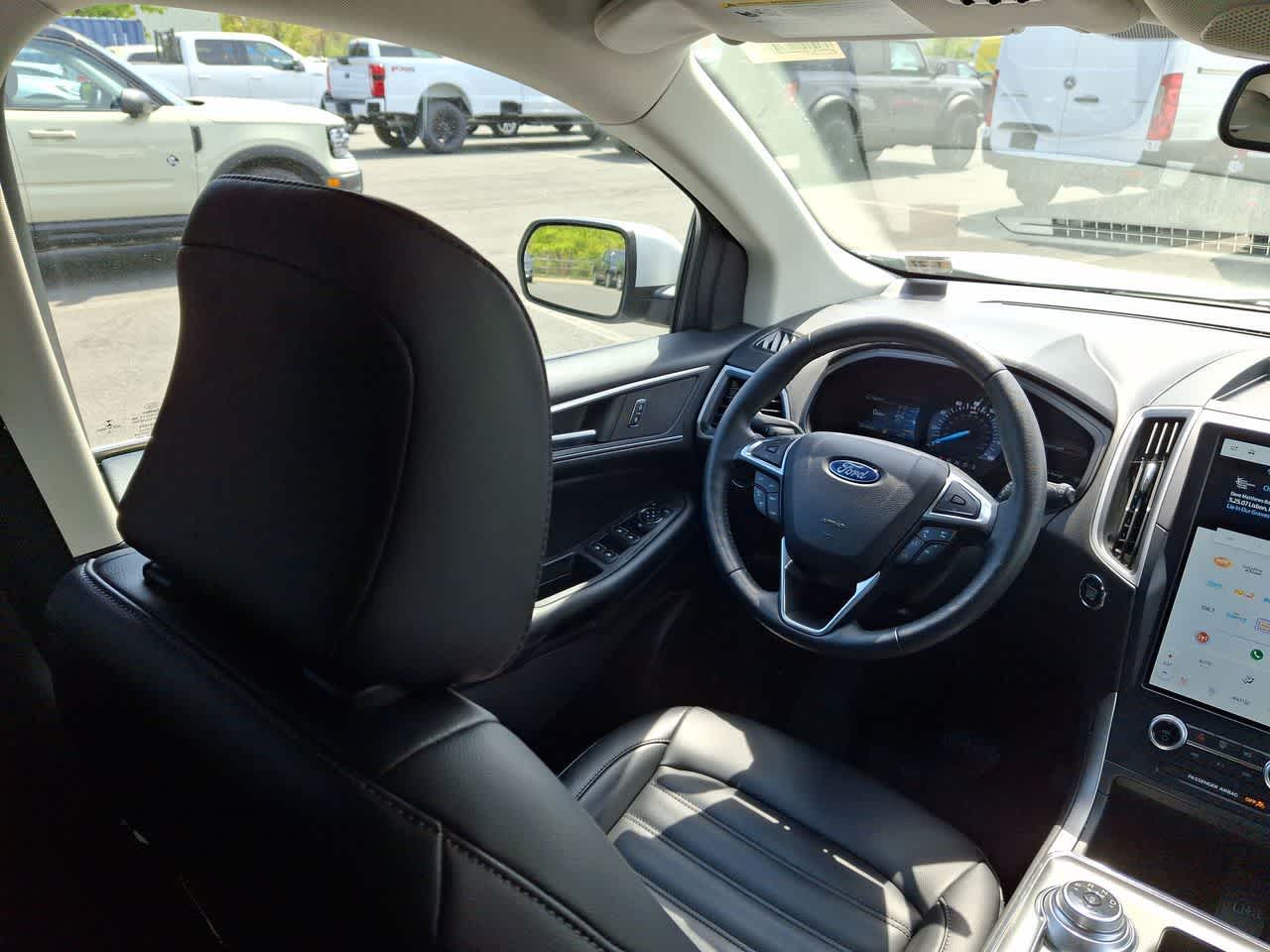 Thumbnail: 2022 Ford Edge - 15