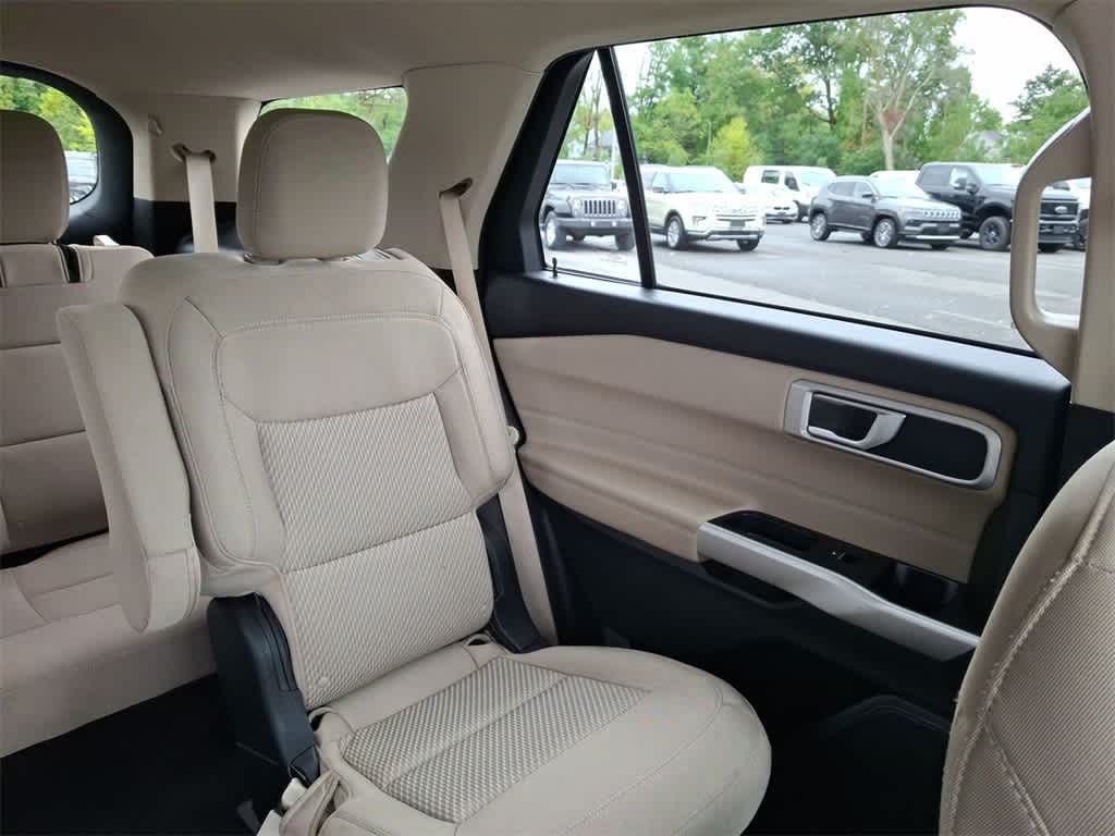 Thumbnail: 2022 Ford Explorer - 14