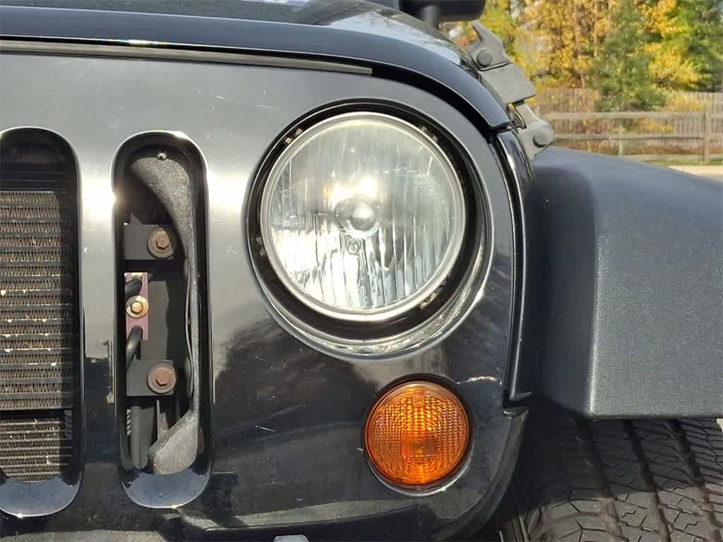 Thumbnail: 2013 Jeep Wrangler - 29