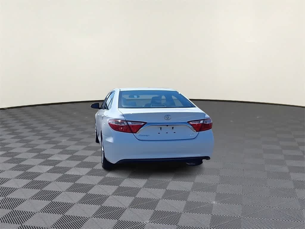 Thumbnail: 2015 Toyota Camry - 7