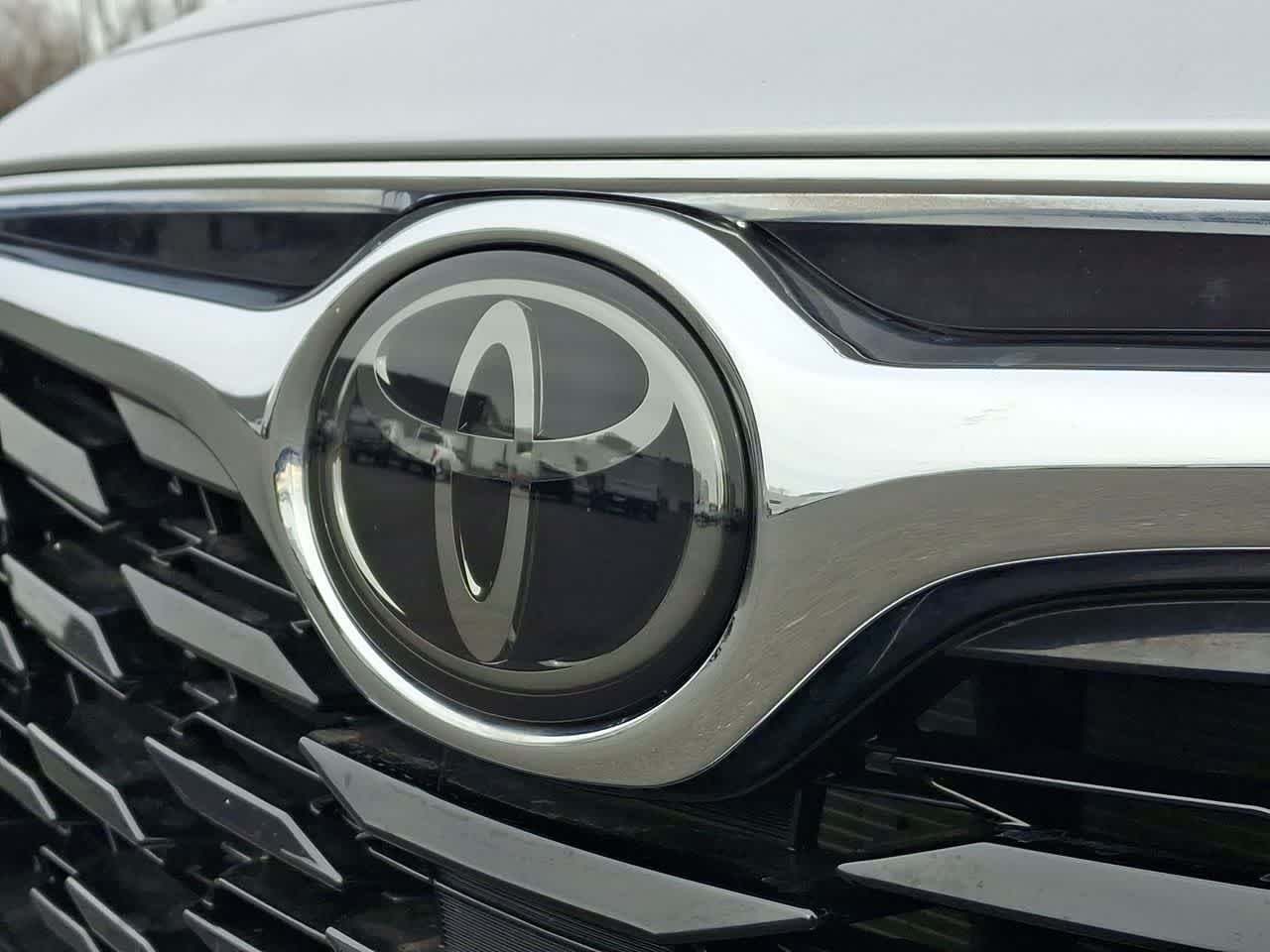 Thumbnail: 2021 Toyota Highlander - 28