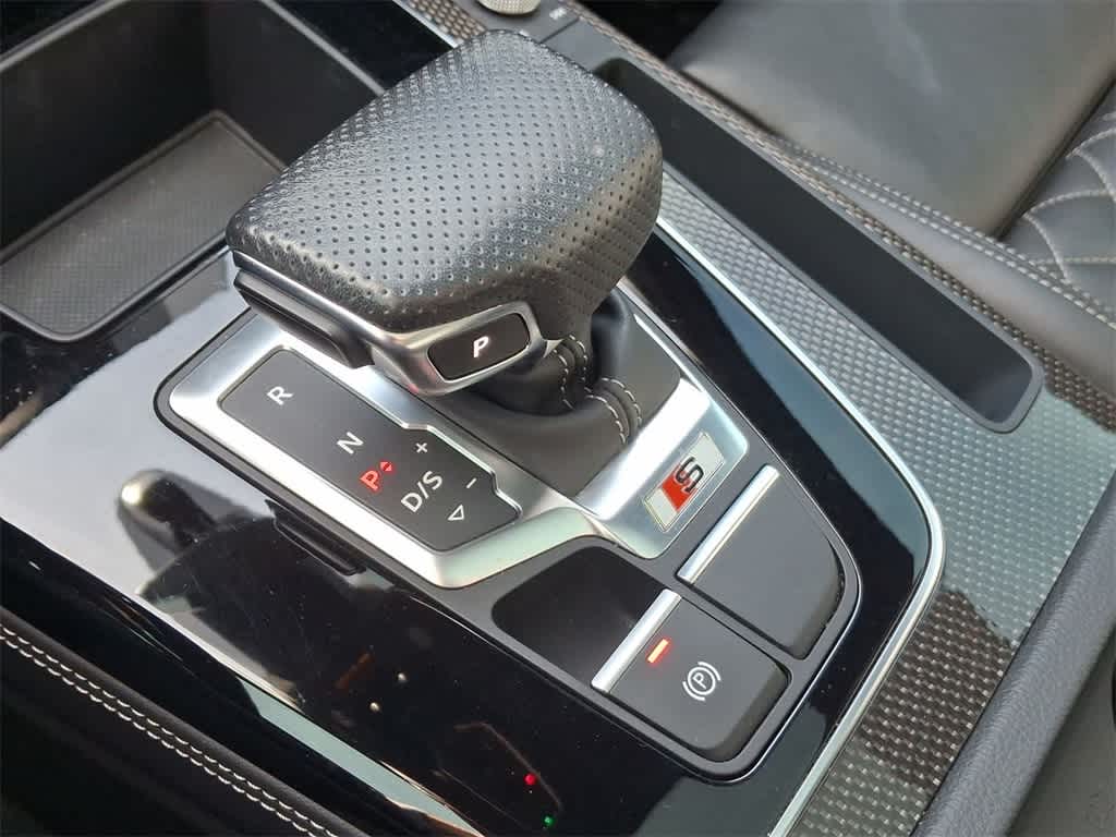 Thumbnail: 2023 Audi SQ5 - 18