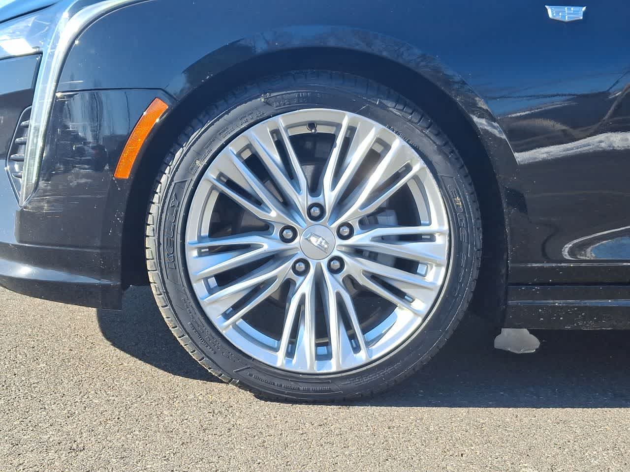 Thumbnail: 2023 Cadillac CT4 - 29