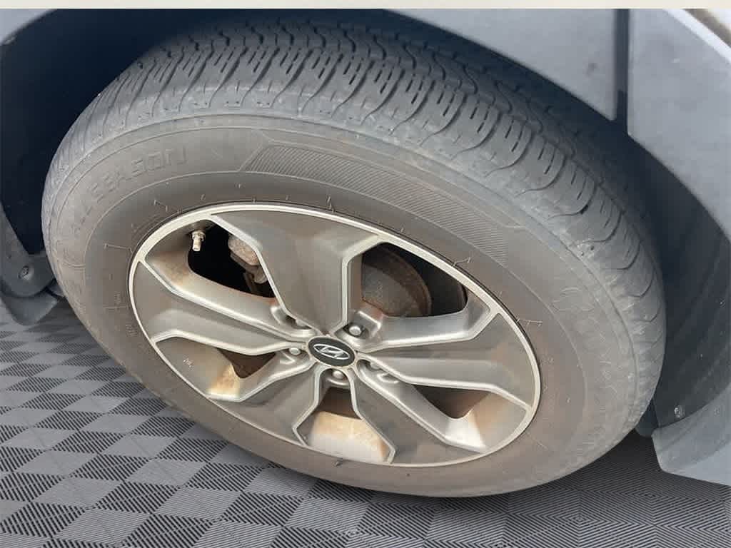 Thumbnail: 2014 Hyundai Santa Fe - 5