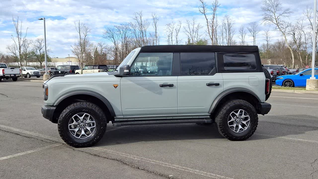 Thumbnail: 2023 Ford Bronco - 4