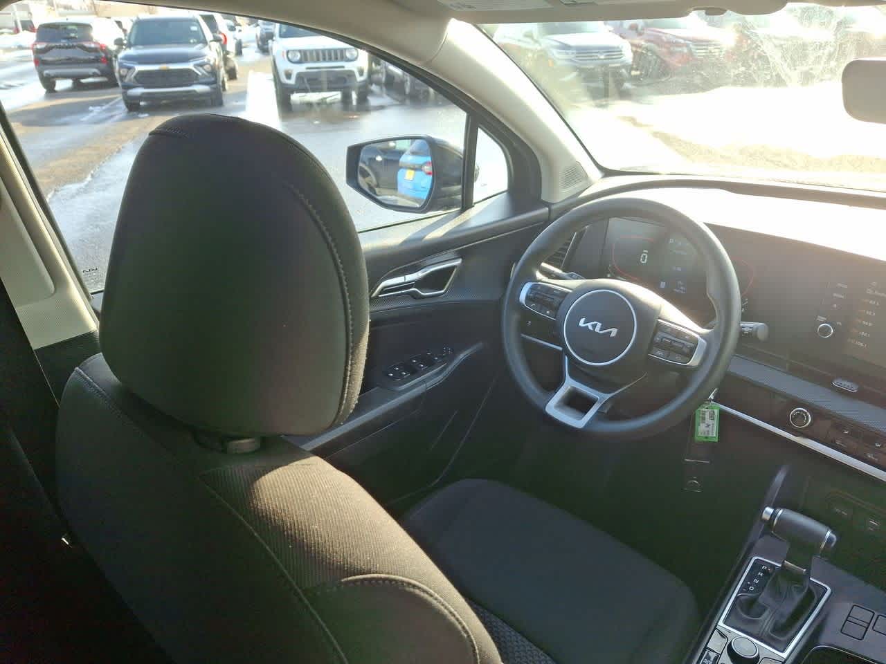 Thumbnail: 2024 Kia Sportage - 15