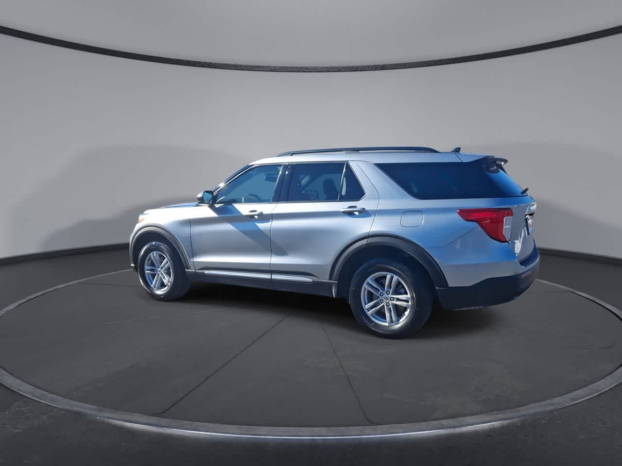 Thumbnail: 2023 Ford Explorer - 6