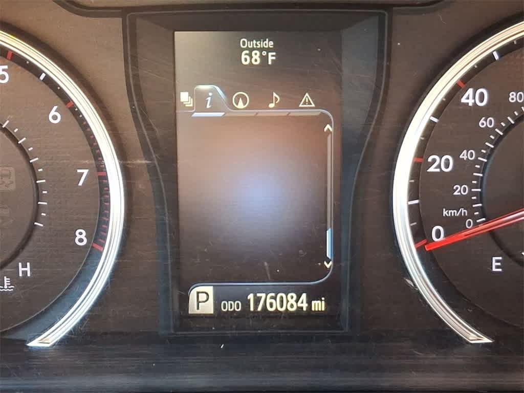 Thumbnail: 2015 Toyota Camry - 19