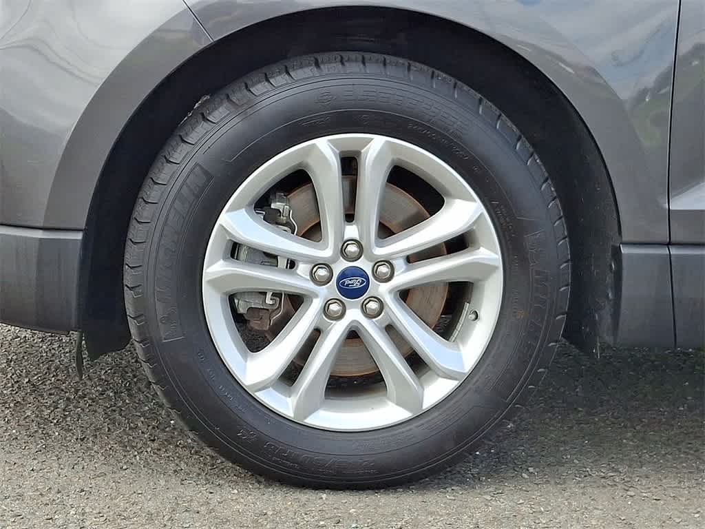 Thumbnail: 2020 Ford Edge - 23