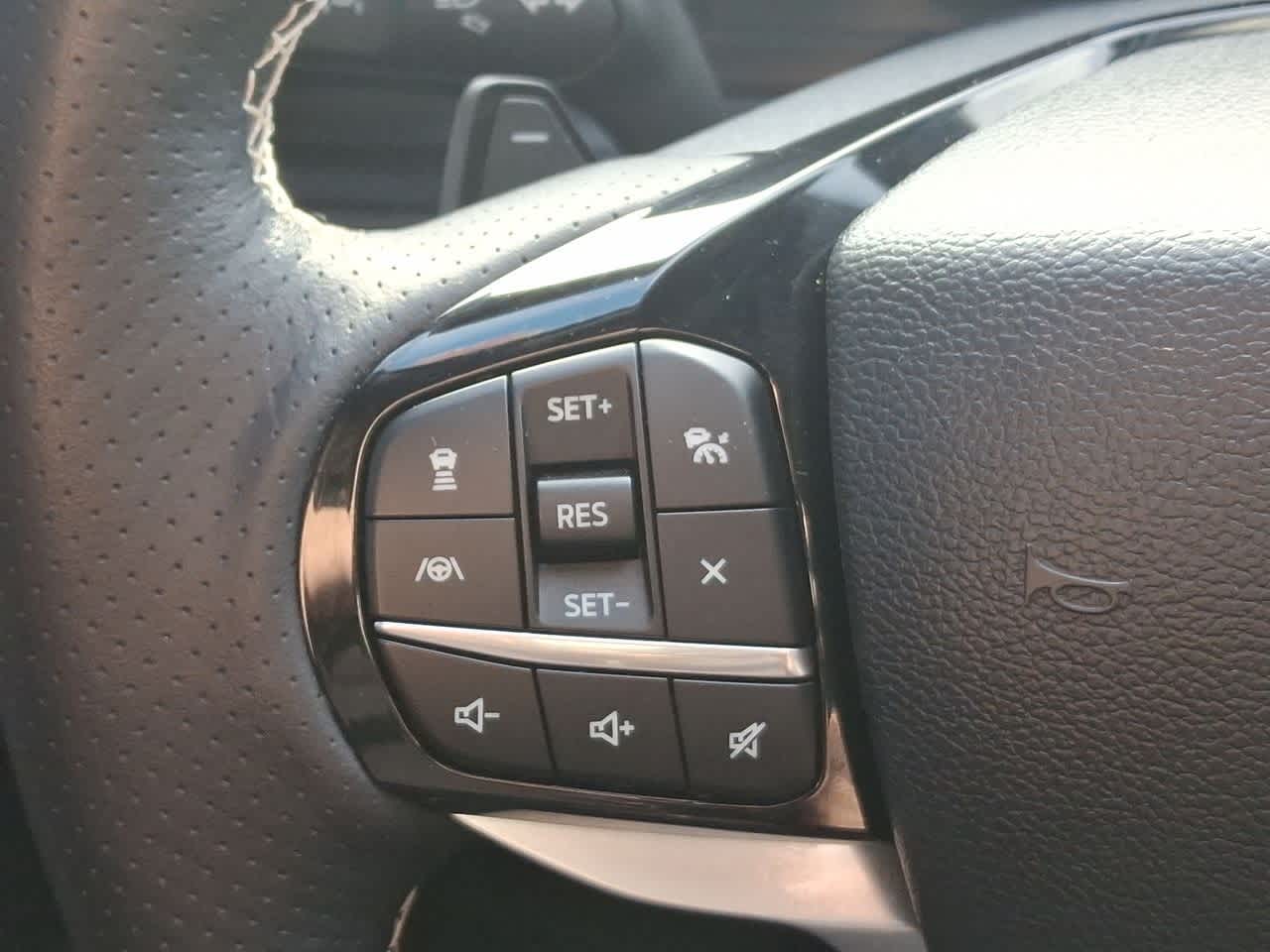 Thumbnail: 2023 Ford Explorer - 23