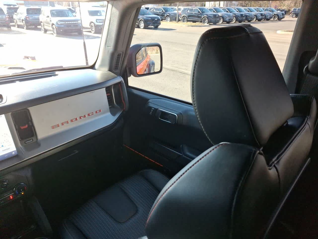 Thumbnail: 2022 Ford Bronco - 11