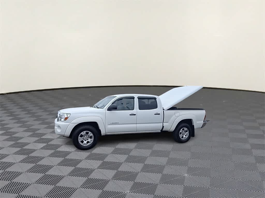 Thumbnail: 2007 Toyota Tacoma - 4