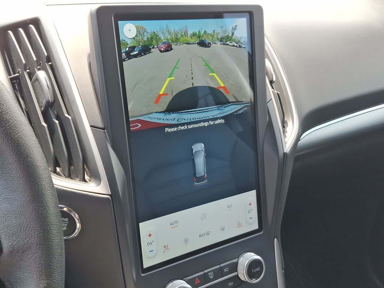 Thumbnail: 2022 Ford Edge - 21