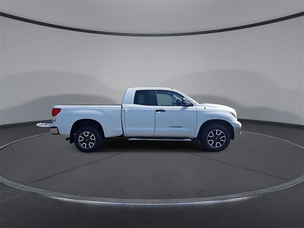Thumbnail: 2013 Toyota Tundra - 9
