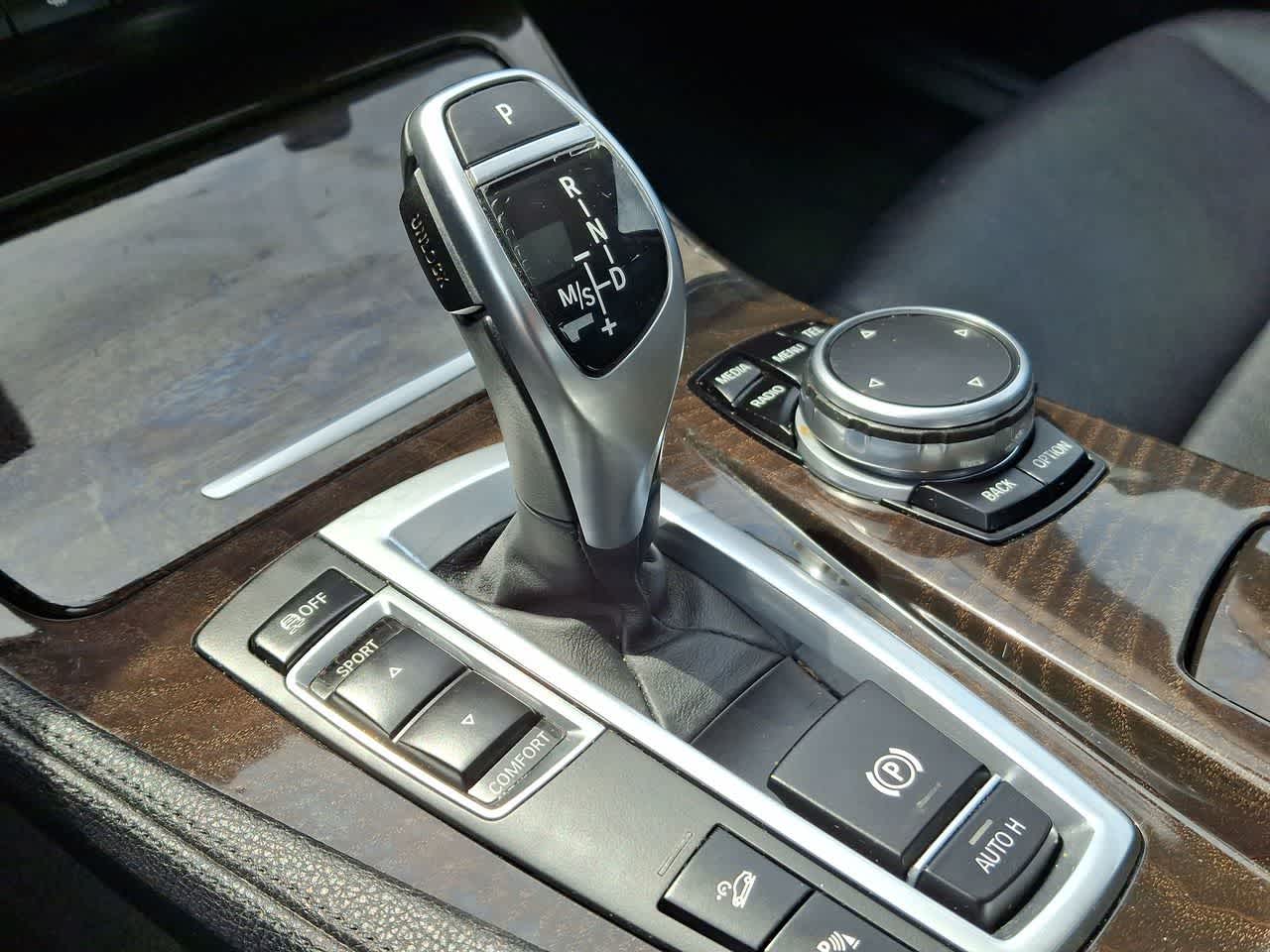 Thumbnail: 2016 BMW 5 Series - 18