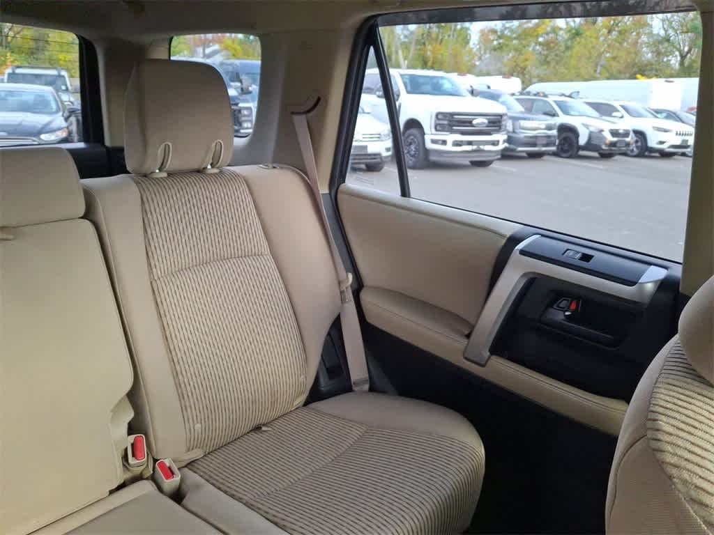 Thumbnail: 2013 Toyota 4Runner - 14