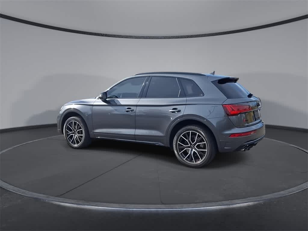 Thumbnail: 2023 Audi SQ5 - 6